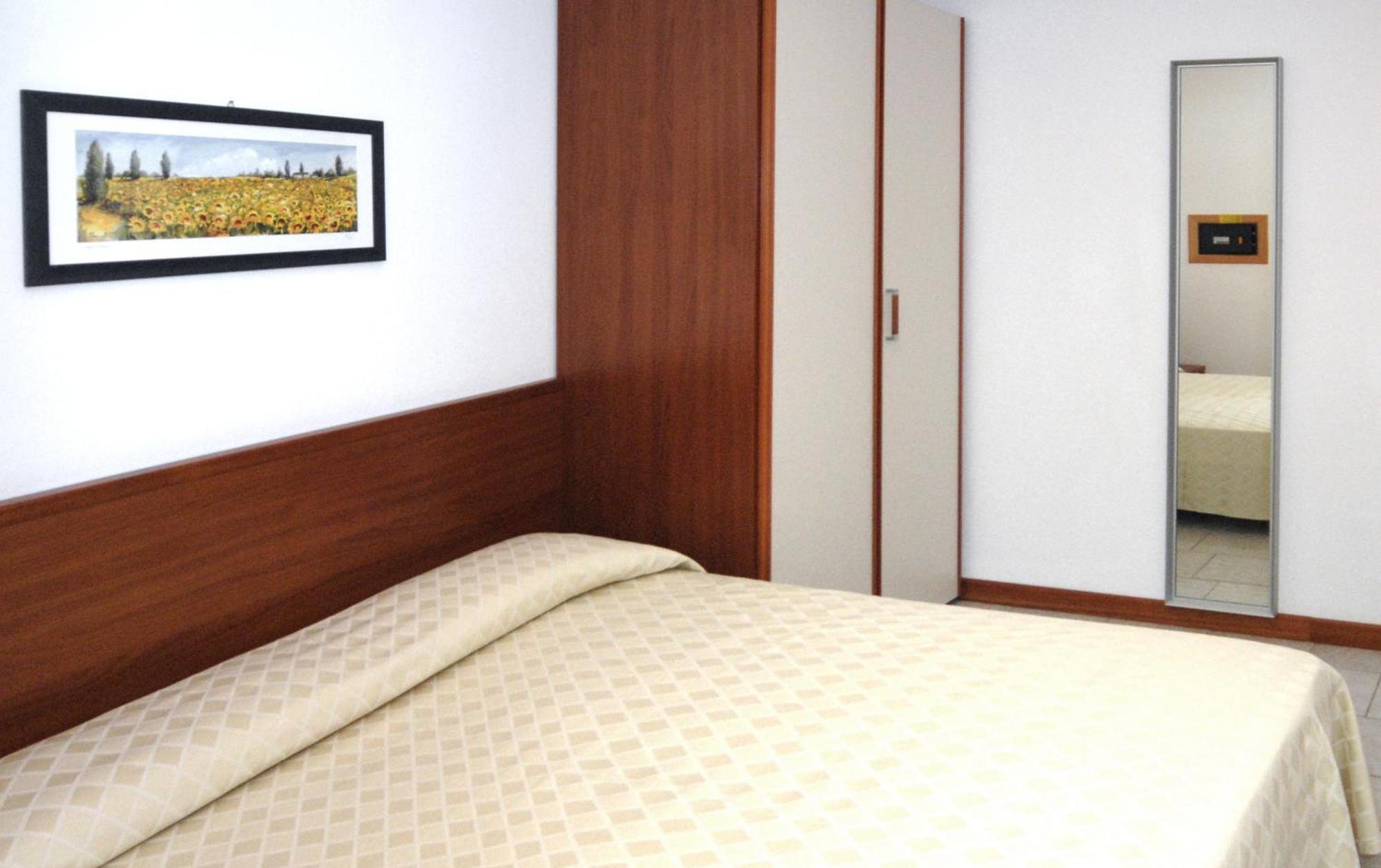 Elios Apartment Bibione Exterior photo
